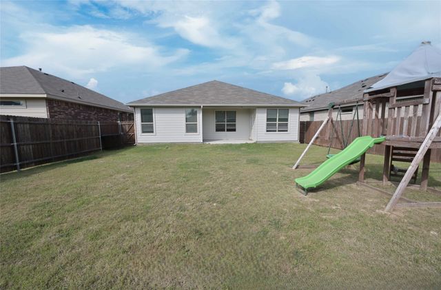 8621 Angel Gardens Drive, Fort Worth, TX 76179