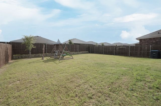 8621 Angel Gardens Drive, Fort Worth, TX 76179