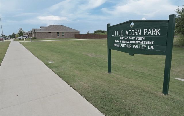 8621 Angel Gardens Drive, Fort Worth, TX 76179