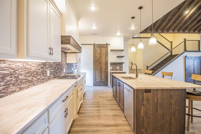 13630 N F M 179, Shallowater, TX 79363