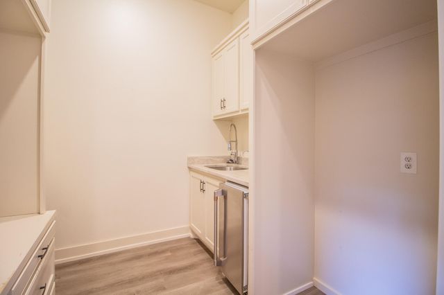 13630 N F M 179, Shallowater, TX 79363