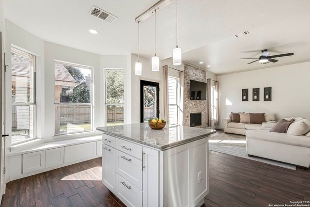 1154 Bluff Forest, San Antonio, TX 78248