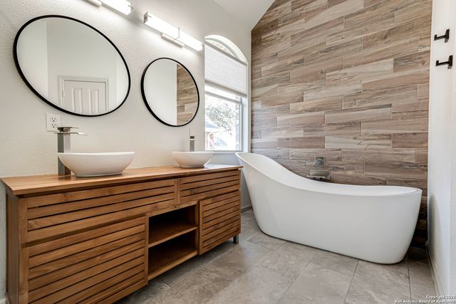 1154 Bluff Forest, San Antonio, TX 78248