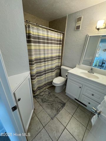 1311 S Lake Park Boulevard S Unit 3a, Carolina Beach, NC 28428