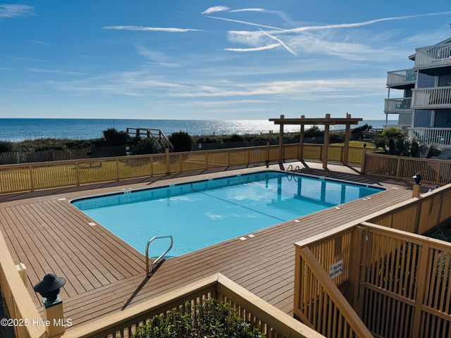 1311 S Lake Park Boulevard S Unit 3a, Carolina Beach, NC 28428