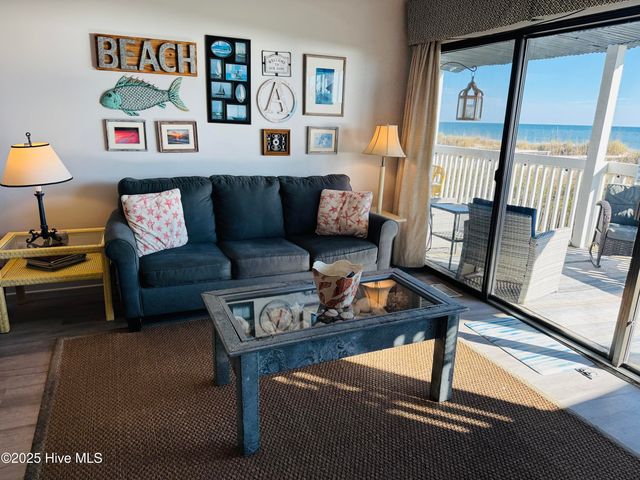 1311 S Lake Park Boulevard S Unit 3a, Carolina Beach, NC 28428