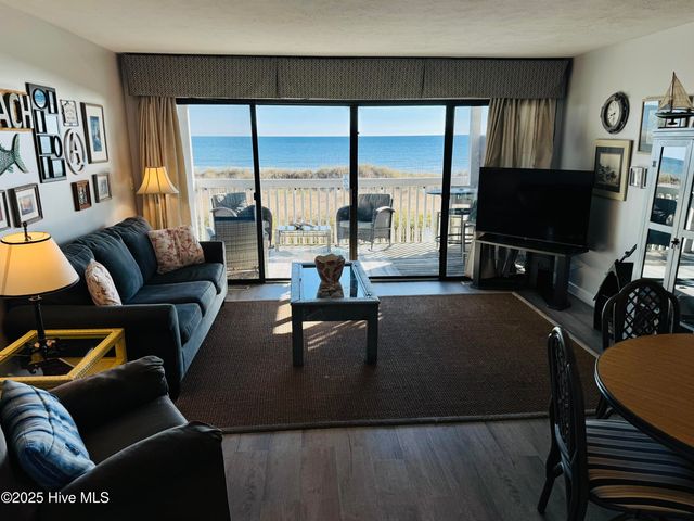 1311 S Lake Park Boulevard S Unit 3a, Carolina Beach, NC 28428