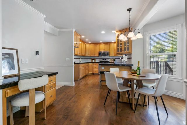 302 W HIDDEN HOLLOW DR, Orem, UT 84058