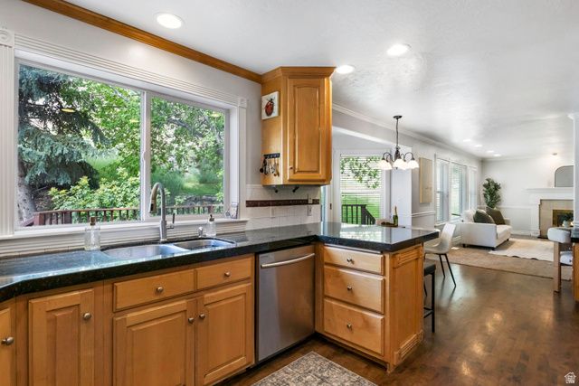 302 W HIDDEN HOLLOW DR, Orem, UT 84058