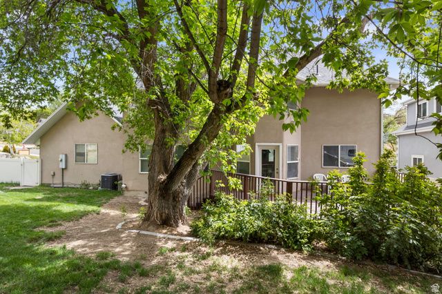 302 W HIDDEN HOLLOW DR, Orem, UT 84058