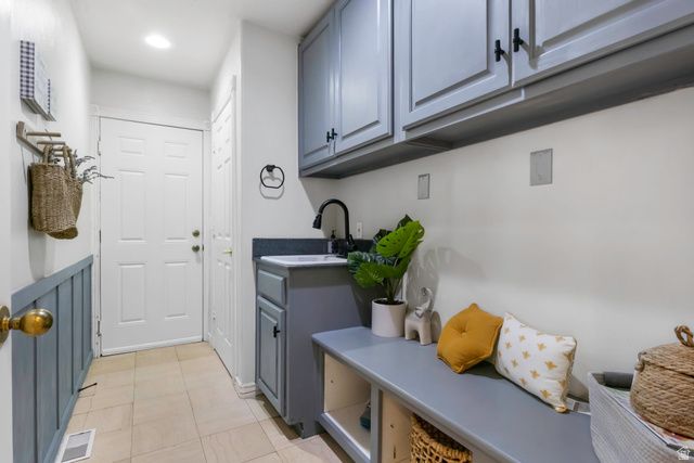 302 W HIDDEN HOLLOW DR, Orem, UT 84058
