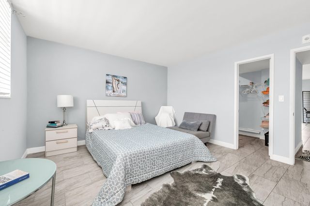 2731 NE 14th Street Causeway 430, Pompano Beach, FL 33062