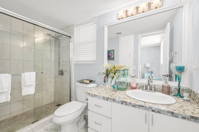 2731 NE 14th Street Causeway 430, Pompano Beach, FL 33062