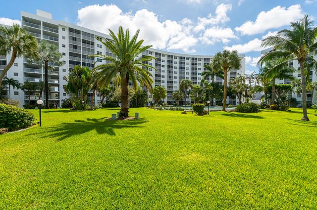 2731 NE 14th Street Causeway 430, Pompano Beach, FL 33062