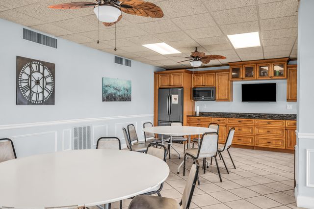 2731 NE 14th Street Causeway 430, Pompano Beach, FL 33062