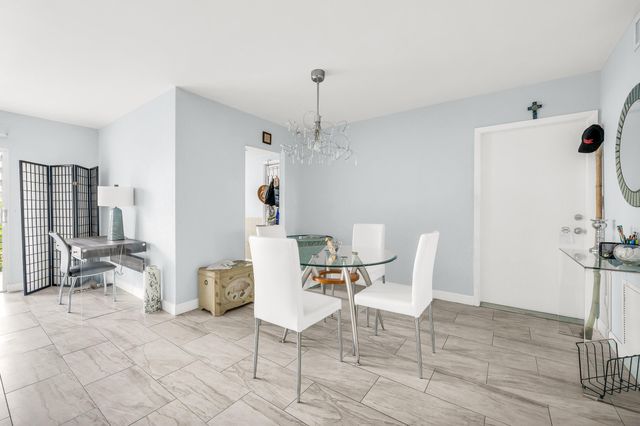 2731 NE 14th Street Causeway 430, Pompano Beach, FL 33062