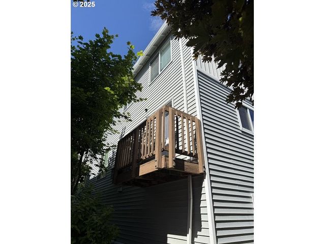 217 Ne 146TH Ave 4, Portland, OR 97230