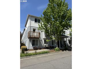 217 Ne 146TH Ave 5, Portland, OR 97230