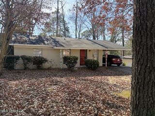 223 Champion Hill Drive, Jackson, MS 39212