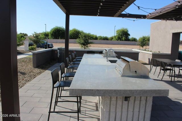 5826 W MAUNA LOA Lane, Glendale, AZ 85306