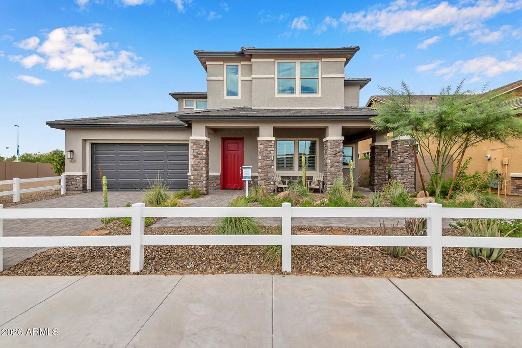 5826 W MAUNA LOA Lane, Glendale, AZ 85306