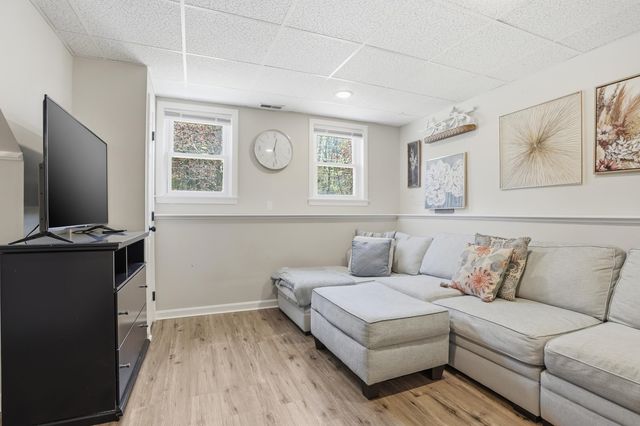 80 Manchester Street, Nashua, NH 03064