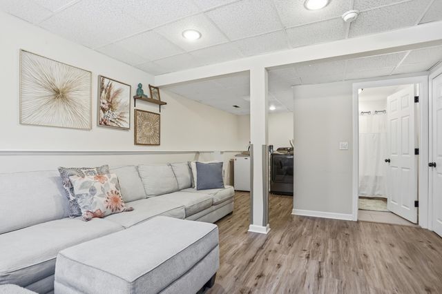 80 Manchester Street, Nashua, NH 03064