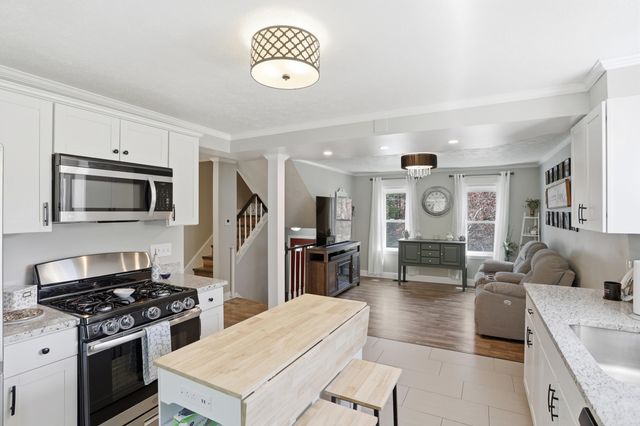 80 Manchester Street, Nashua, NH 03064