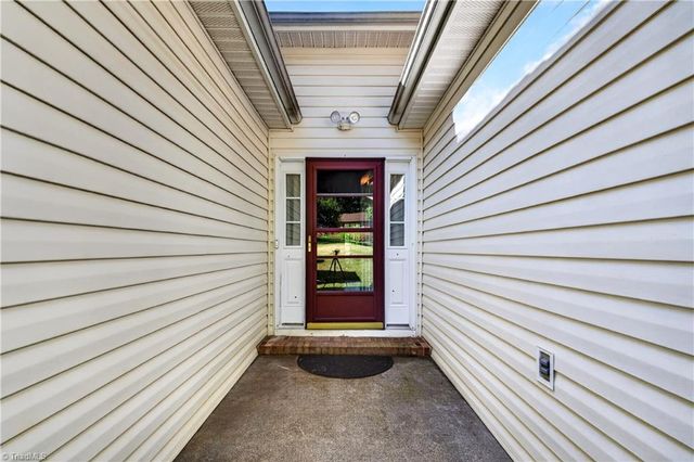 4108 Rock Hill Road, Pfafftown, NC 27040