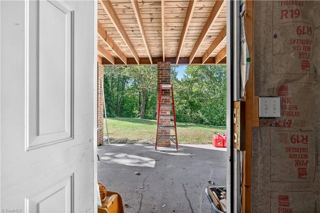 4108 Rock Hill Road, Pfafftown, NC 27040