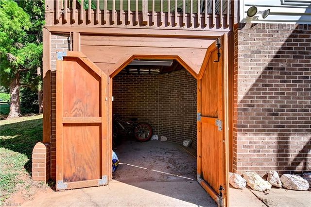 4108 Rock Hill Road, Pfafftown, NC 27040