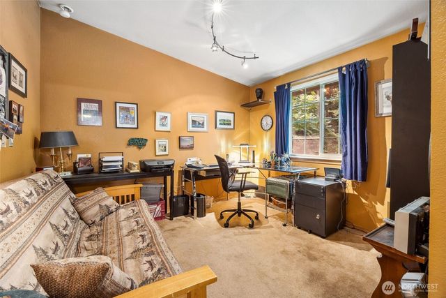 54611 E 278th Avenue, Ashford, WA 98304