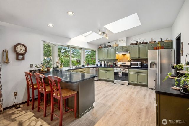 54611 E 278th Avenue, Ashford, WA 98304