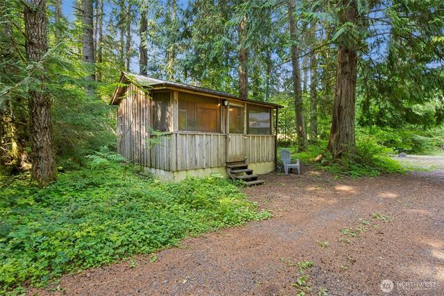 54611 E 278th Avenue, Ashford, WA 98304