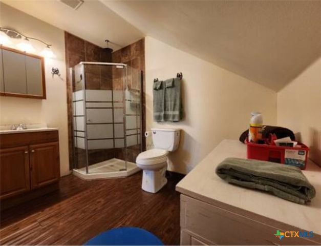 1123 N Beal Street, Belton, TX 76513