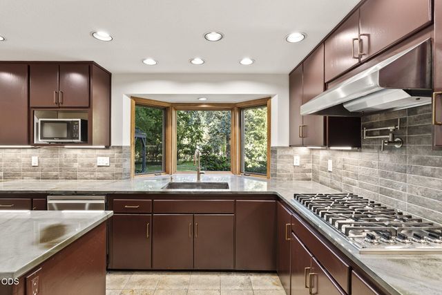 20398 Big Bear Court, Bend, OR 97702