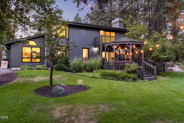20398 Big Bear Court, Bend, OR 97702