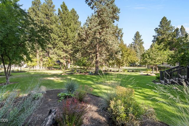 20398 Big Bear Court, Bend, OR 97702
