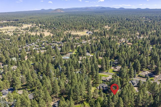 20398 Big Bear Court, Bend, OR 97702