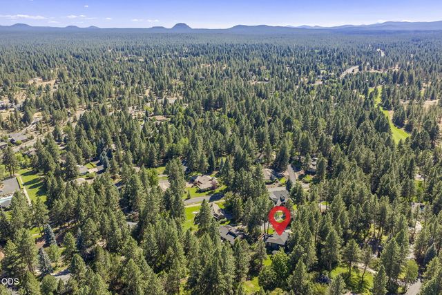 20398 Big Bear Court, Bend, OR 97702