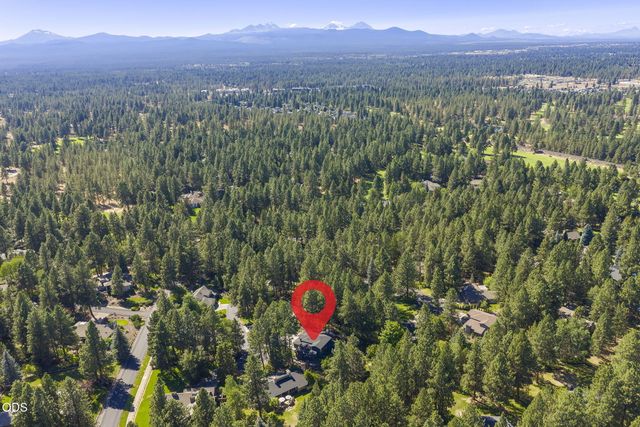 20398 Big Bear Court, Bend, OR 97702