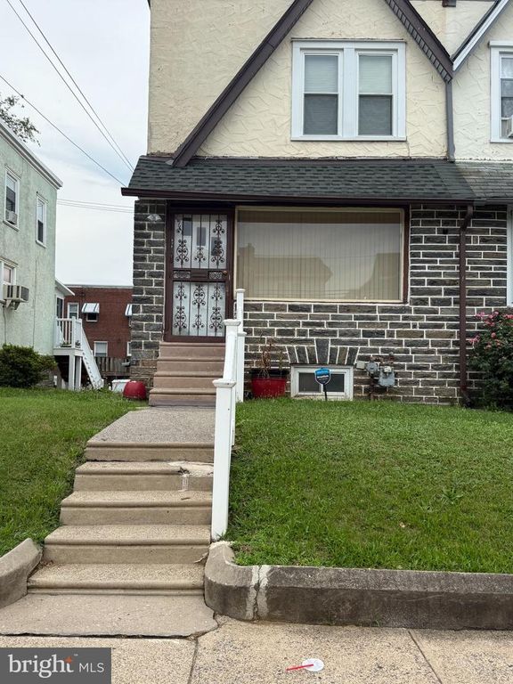 838 BULLOCK AVE, Lansdowne, PA 19050