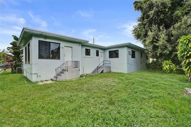 1400 NE 148th Street, Miami, FL 33161