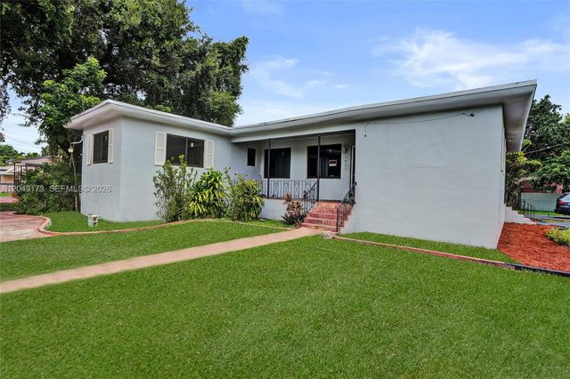 1400 NE 148th Street, Miami, FL 33161