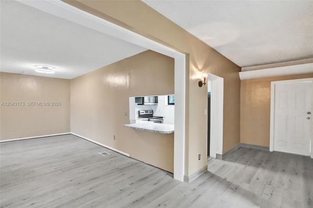 1400 NE 148th Street, Miami, FL 33161
