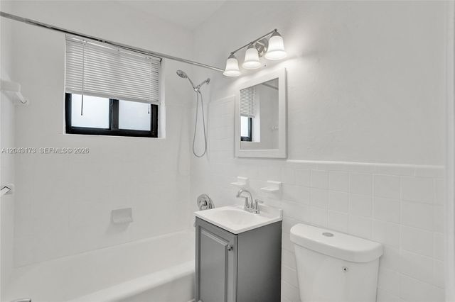 1400 NE 148th Street, Miami, FL 33161