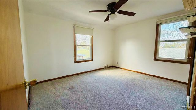 207 Springfield Avenue, Tonawanda, NY 14150