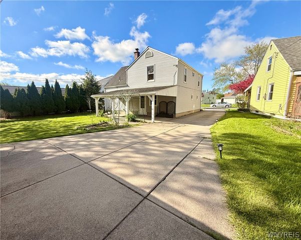 207 Springfield Avenue, Tonawanda, NY 14150
