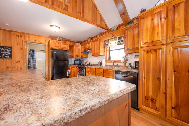 472 Bear Paw Church Road, Murphy, NC 28906