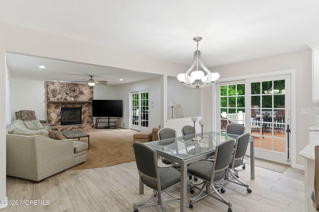 136 Green Oak Boulevard, Middletown, NJ 07748